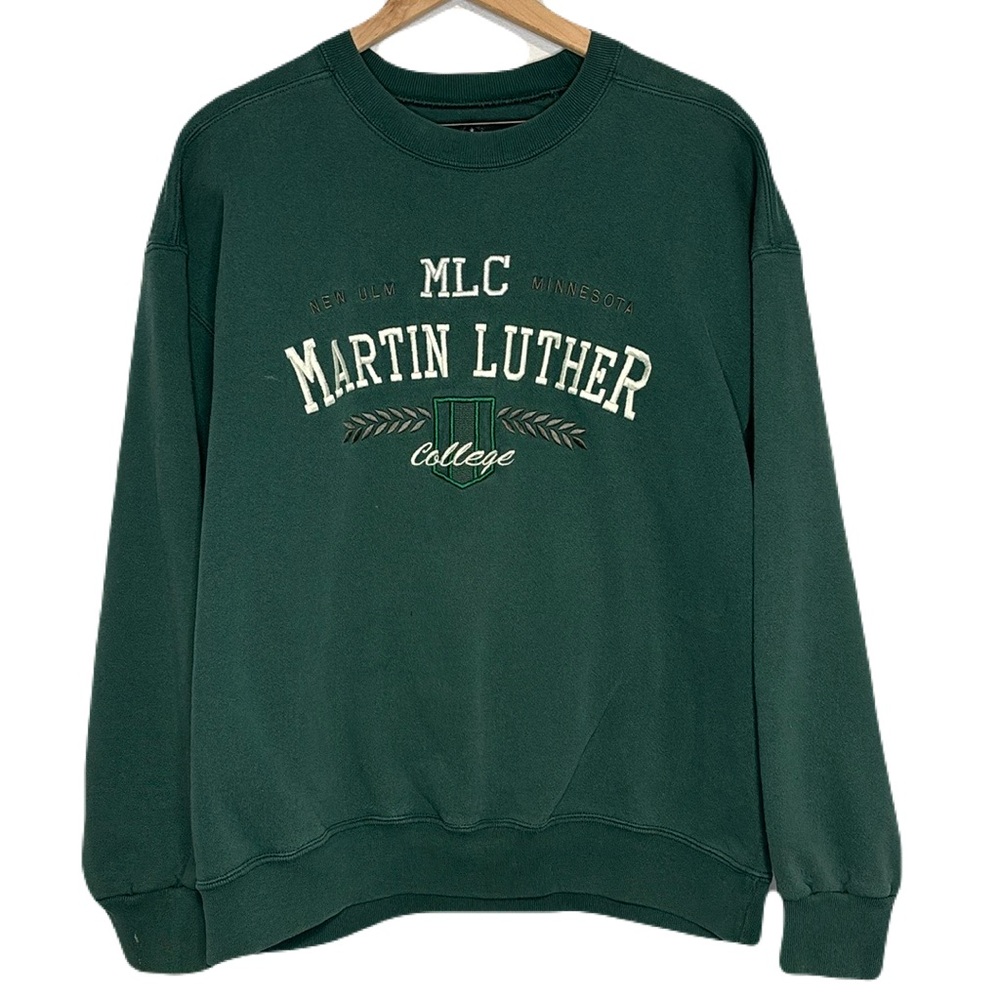 Vintage XL Embroidered Martin Luther College Pullover Crewneck Sweatshirt Green